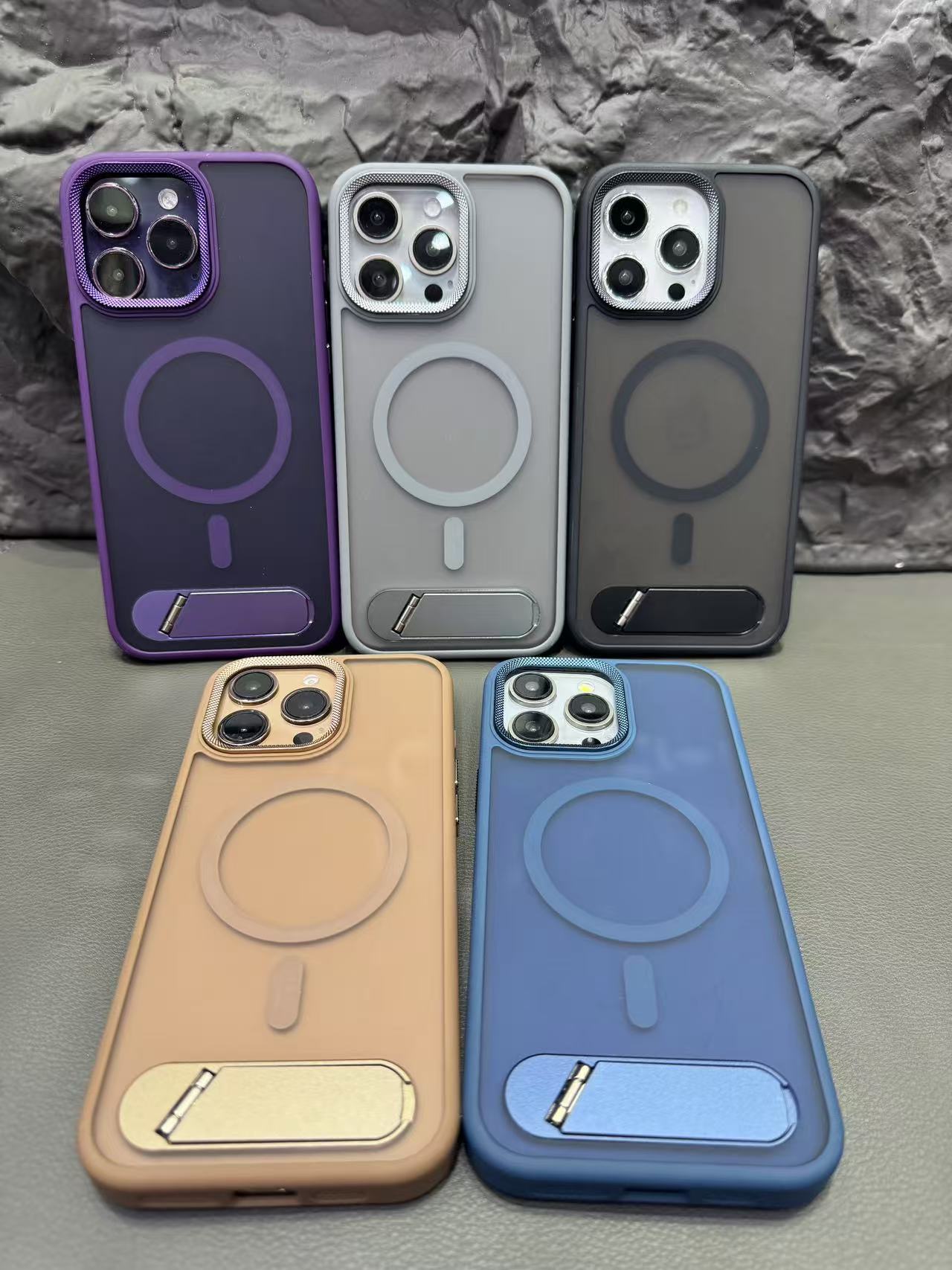 Husa iPhone cu Lentile Cadou