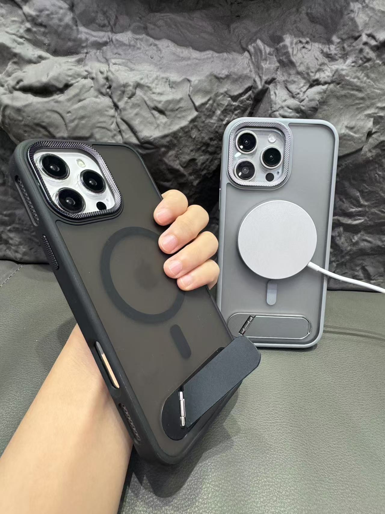 Husa iPhone cu Lentile Cadou