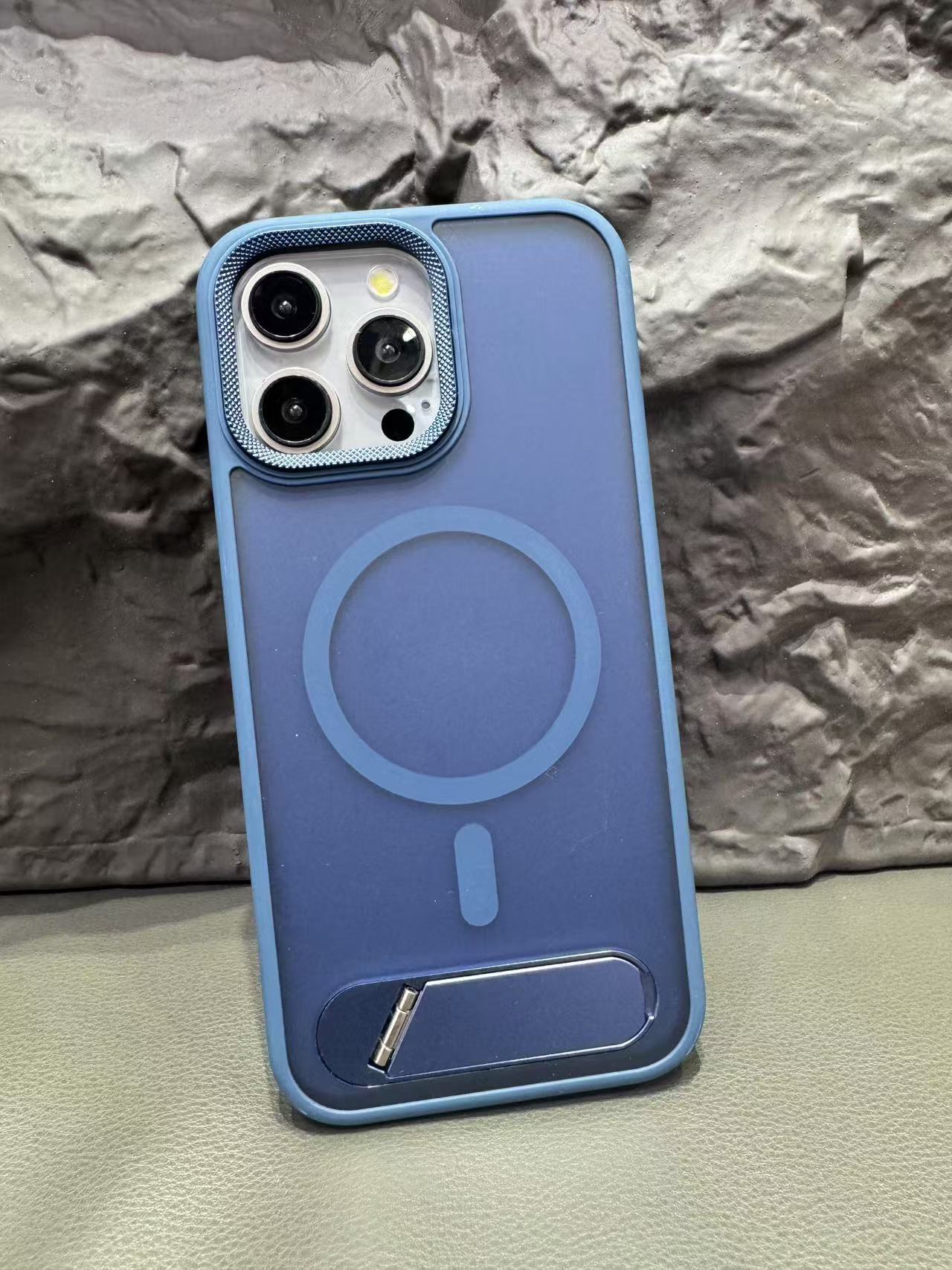 Husa iPhone cu Lentile Cadou